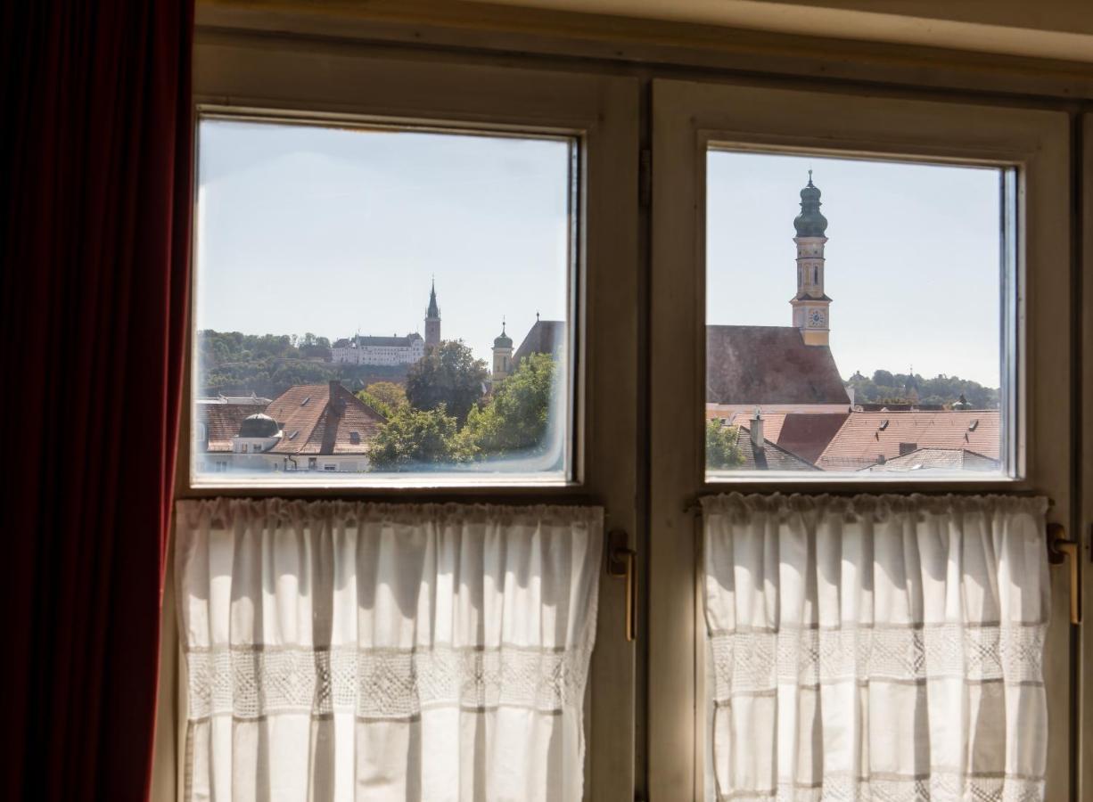 Simones Hotel Fuerstenhof Landshut Exterior foto