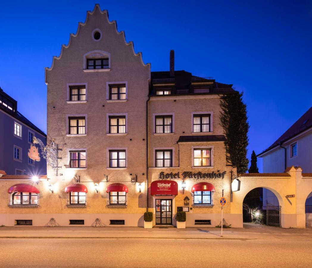 Simones Hotel Fuerstenhof Landshut Exterior foto