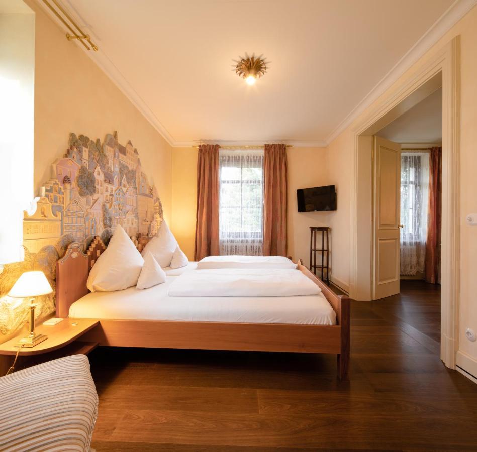 Simones Hotel Fuerstenhof Landshut Exterior foto